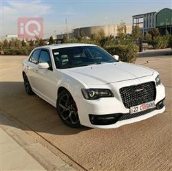 کرایسلەر 300